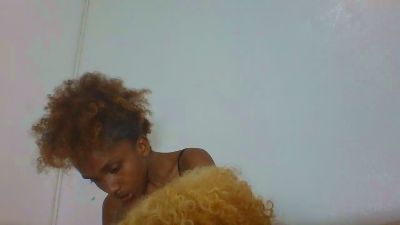 Jhoanne live cam on Cam4