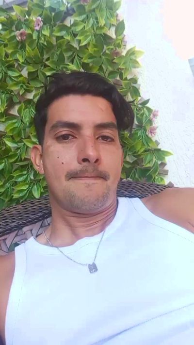 Jhol19 live cam on Cam4