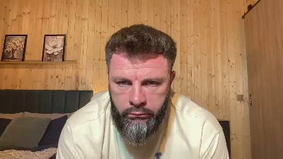 JhonnyAlpha live cam on Cam4