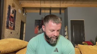 JhonnyAlpha live cam on Cam4