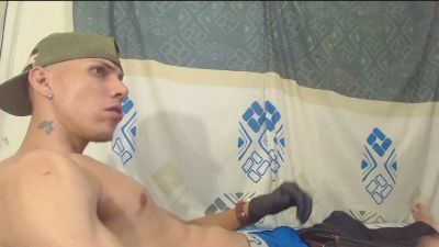 Jhons_ferrer45 live cam on Cam4