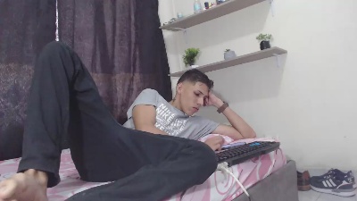 Jhons_ferrer45 live cam on Cam4