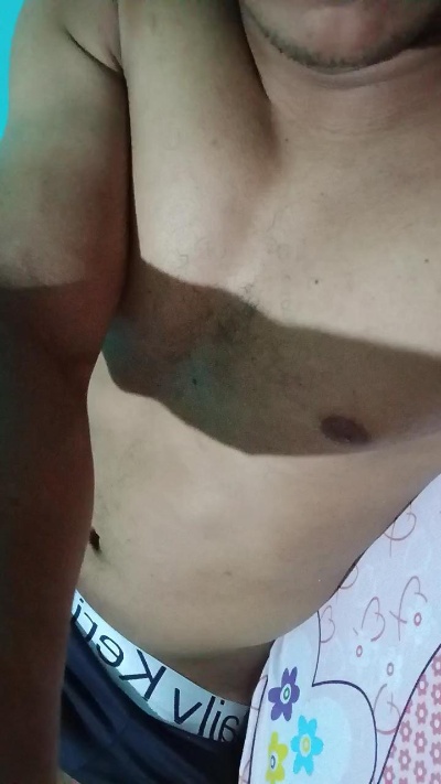 Jhonvzxxvd live cam on Cam4