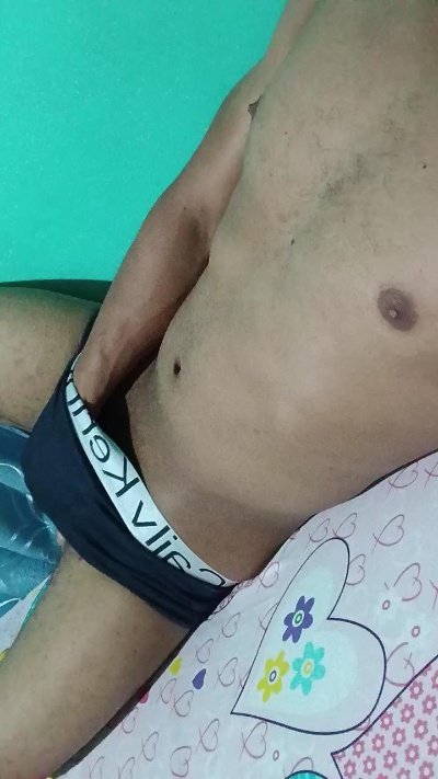 Jhonvzxxvd live cam on Cam4