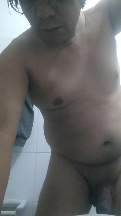 Jhony_500 live cam on Cam4