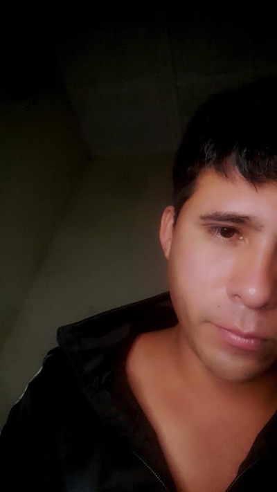 Jhosee23 live cam on Cam4