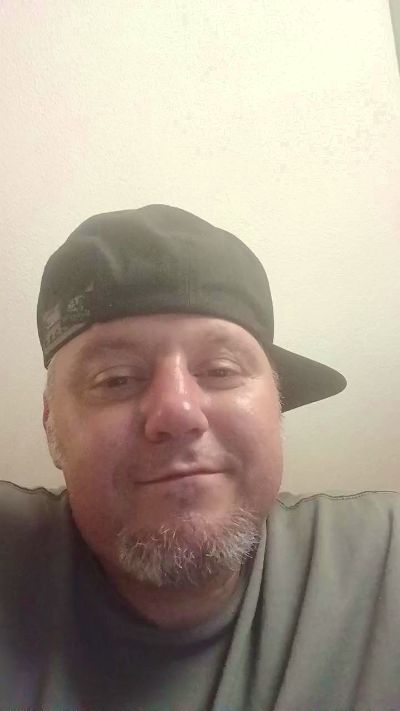 Jimmyp83 live cam on Cam4