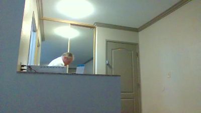 Jimmyp83 live cam on Cam4