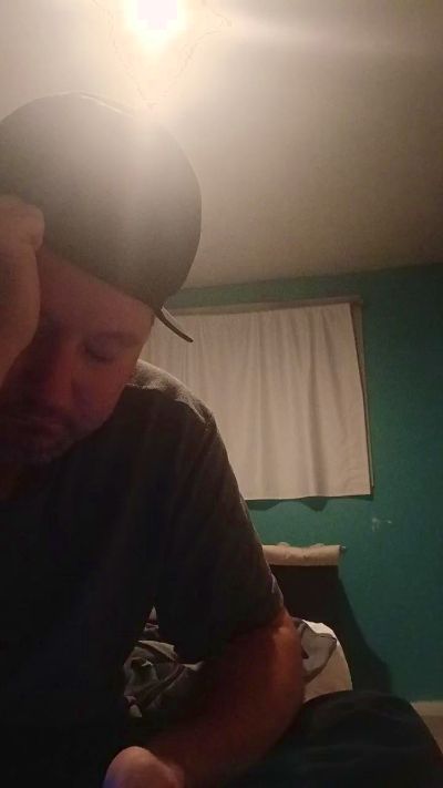 Jimmyp83 live cam on Cam4