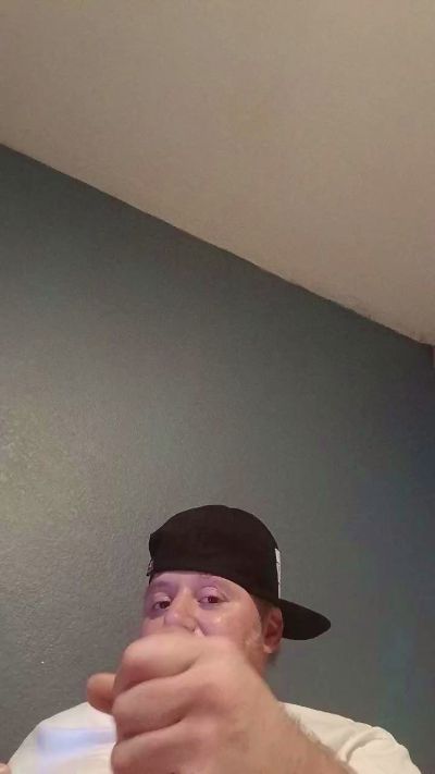 Jimmyp83 live cam on Cam4