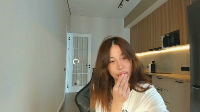 Jinny_gold live cam on Cam4