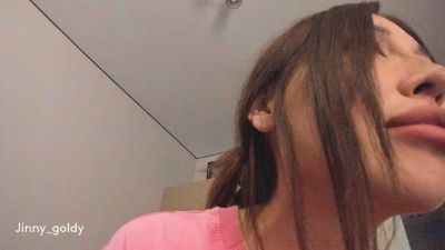 Jinny_gold live cam on Cam4