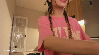 Jinny_gold live cam on Cam4