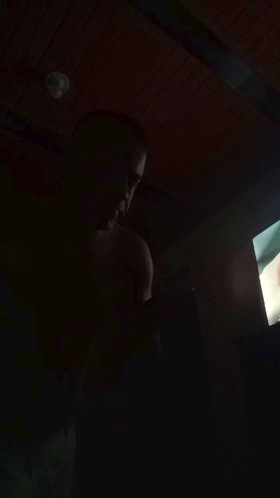 Jjhon32 live cam on Cam4