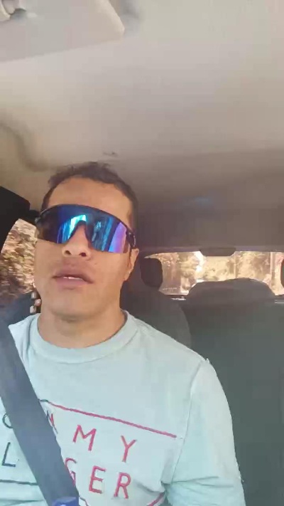 Jjhon32 live cam on Cam4