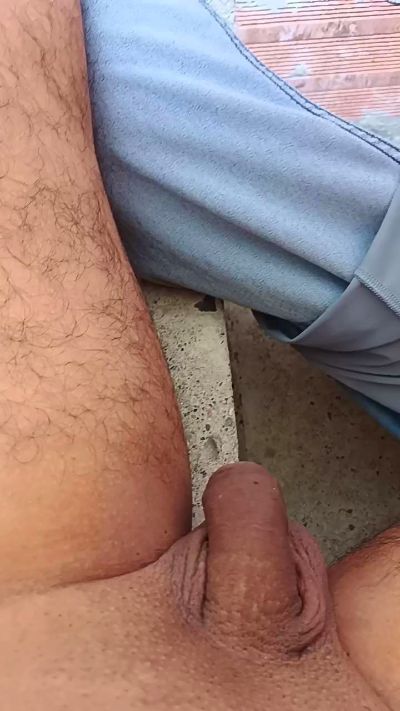 Jjhon32 live cam on Cam4