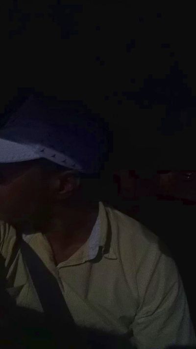 Jjhon32 live cam on Cam4