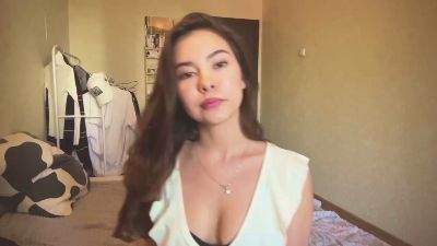 JoanneSundberg live cam on Cam4