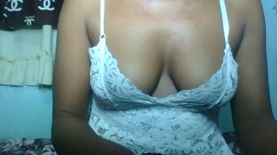 Jocemeline live cam on Cam4