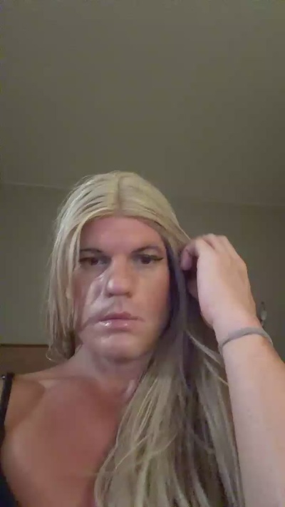 JockNThirsty live cam on Cam4