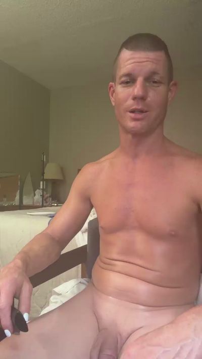 JockNThirsty live cam on Cam4