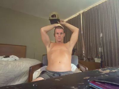 JockNThirsty live cam on Cam4