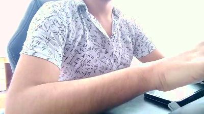 Joconeill1 live cam on Cam4