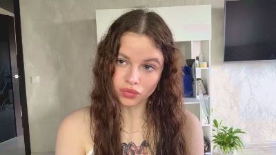 JoelleEleam live cam on Cam4