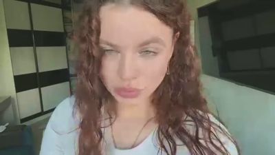 JoelleEleam live cam on Cam4