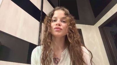 JoelleEleam live cam on Cam4