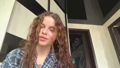 JoelleEleam live cam on Cam4