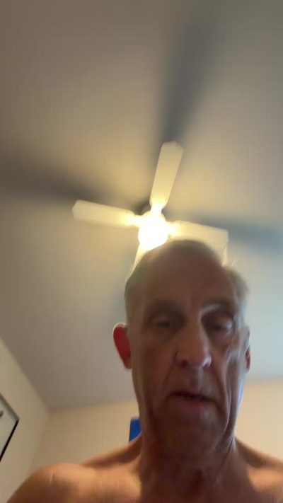 Joeski57 live cam on Cam4