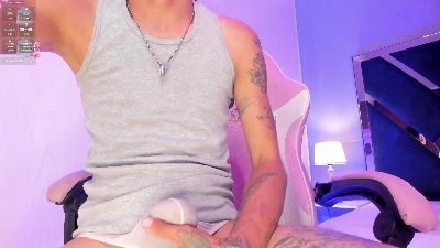 JoeyMiLL live cam on Cam4