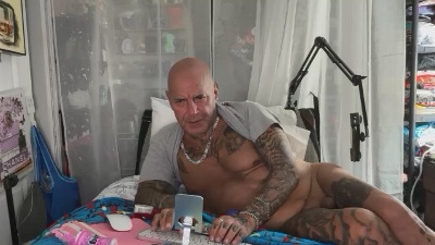 Joeytatts64 live cam on Cam4