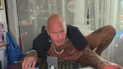 Joeytatts64 live cam on Cam4