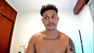 JohanSmith__ live cam on Cam4