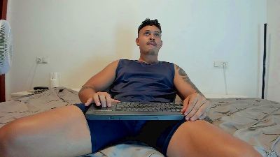JohanSmith__ live cam on Cam4