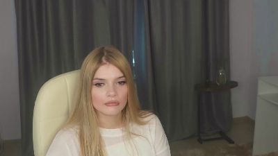 JohanaJenious live cam on Cam4