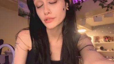 JohanneTorn live cam on Cam4