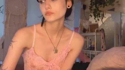 JohanneTorn live cam on Cam4