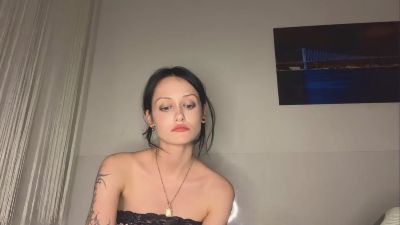 JohanneTorn live cam on Cam4