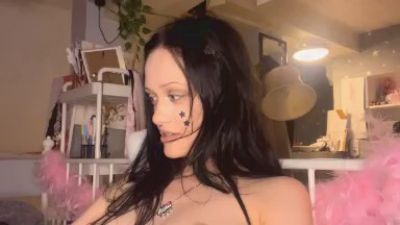 JohanneTorn live cam on Cam4