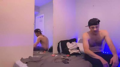 JohnRyanHellya live cam on Cam4