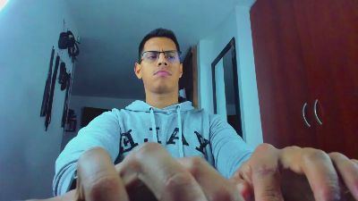 John_pmr live cam on Cam4
