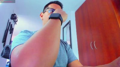 John_pmr live cam on Cam4