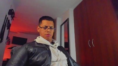 John_pmr live cam on Cam4