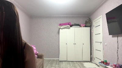 JohnnaKonowal live cam on Cam4