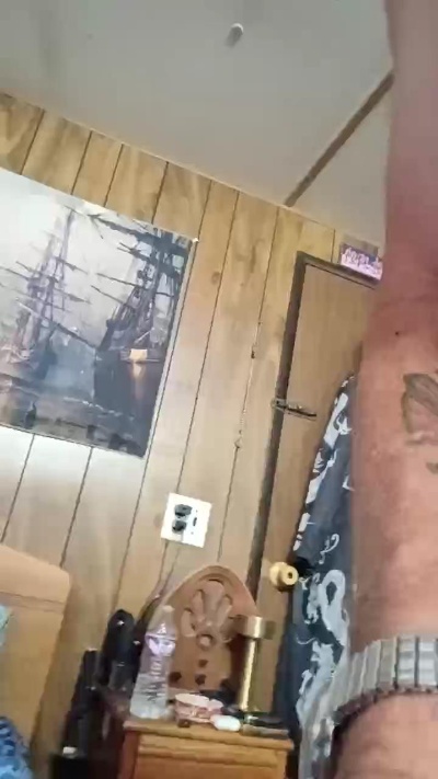 JohnnyAnderson live cam on Cam4