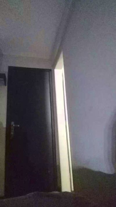 JohnnyDoe2025 live cam on Cam4