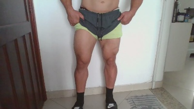 JohnnyDoe2025 live cam on Cam4